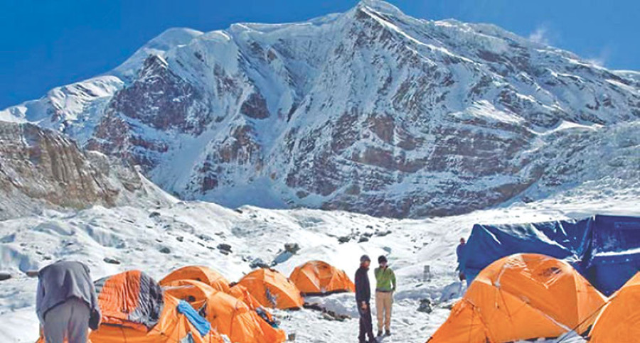 Italian Base Camp Helicopter Tour